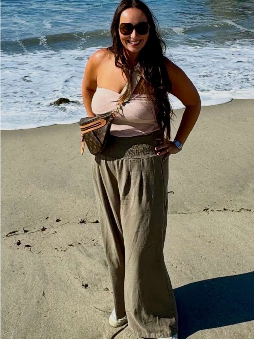 Women’s large linen palazzo pants in olive green - Picture 5 of 5